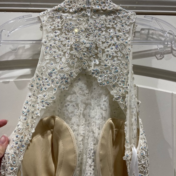 Evening gown - Picture 4 of 7